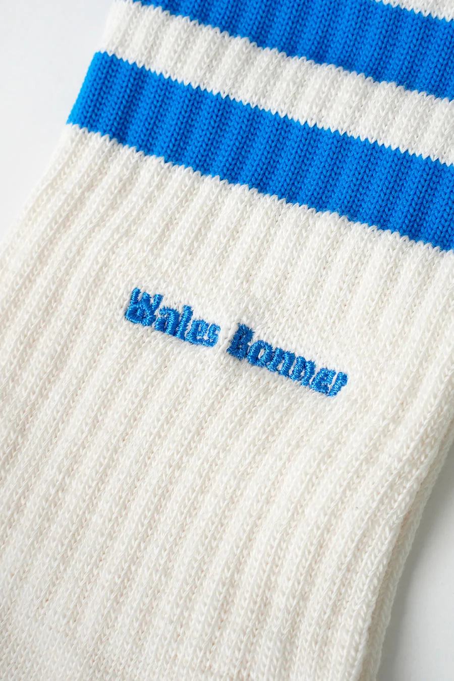 PACK X2 PAIRES DE CHAUSSETTES WALES BONNER 3S BLANCHES, BLEUES ET MARRON - Image 4