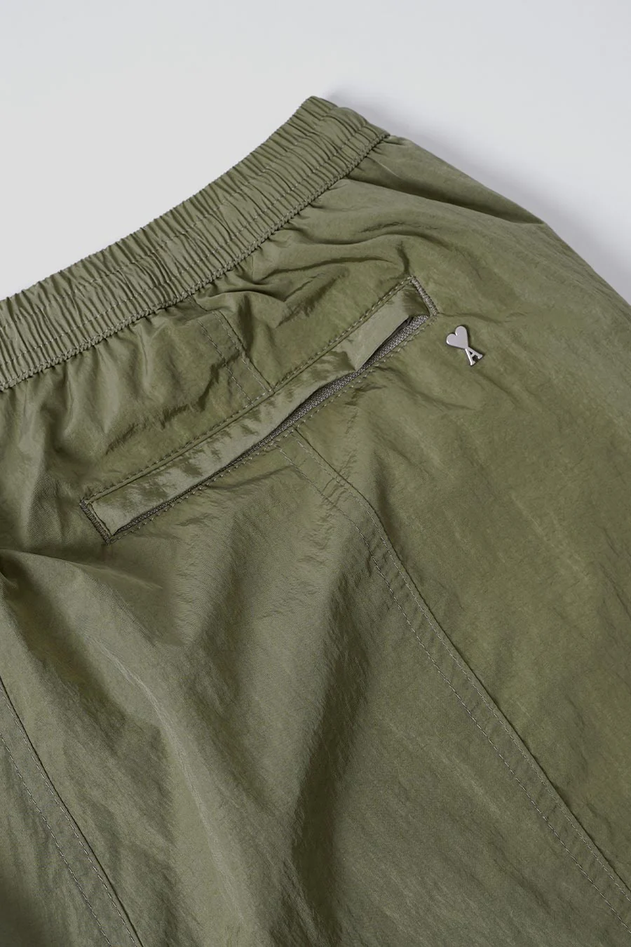 SHORT DE BAIN AMI DE COEUR OLIVE - Image 2