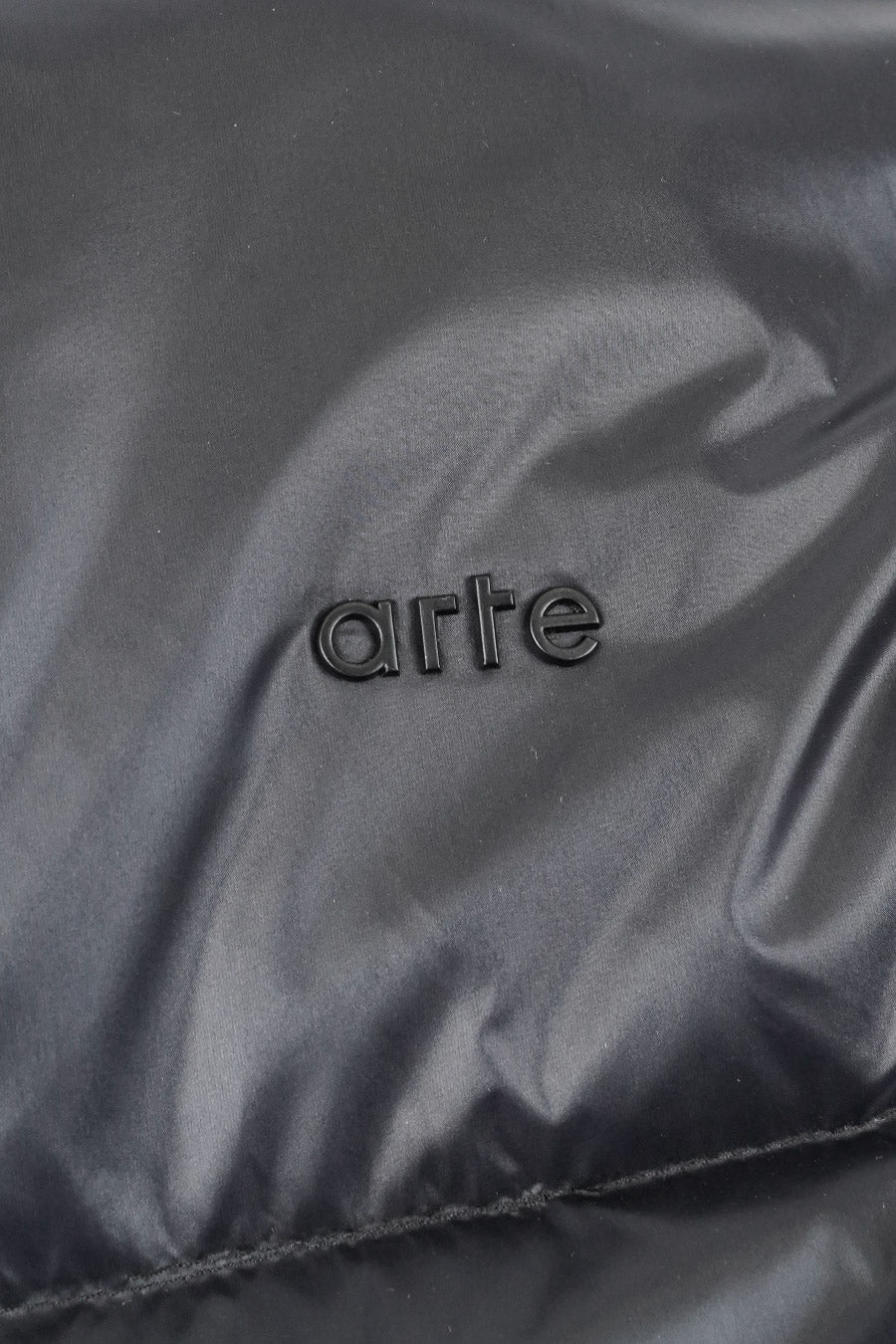 VESTE PUFFER BRILLANTE NOIRE - Image 3