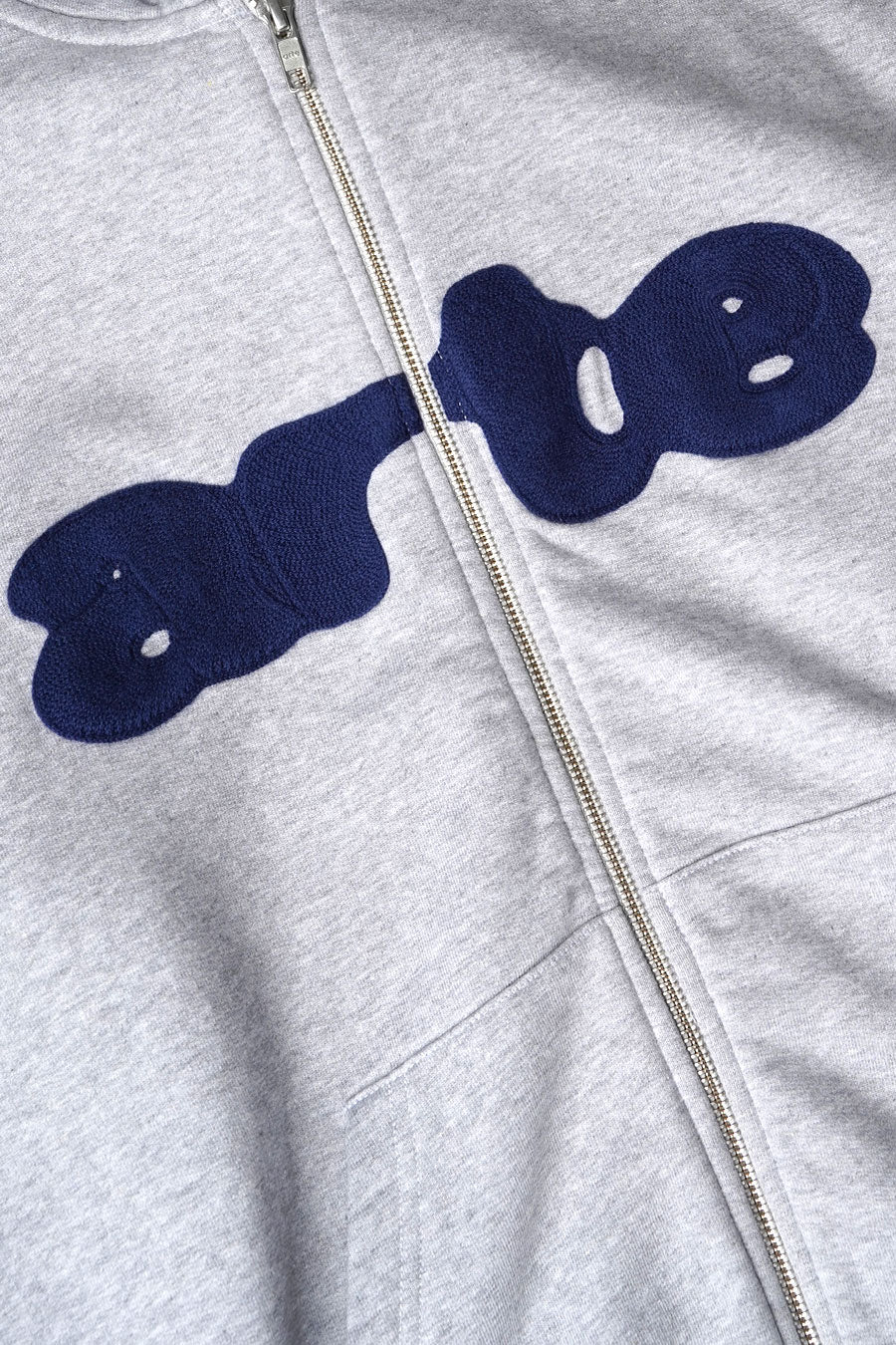 HOODIE ZIP EMBROIDERY GRIS ET BLEU FONCÉ - Image 2