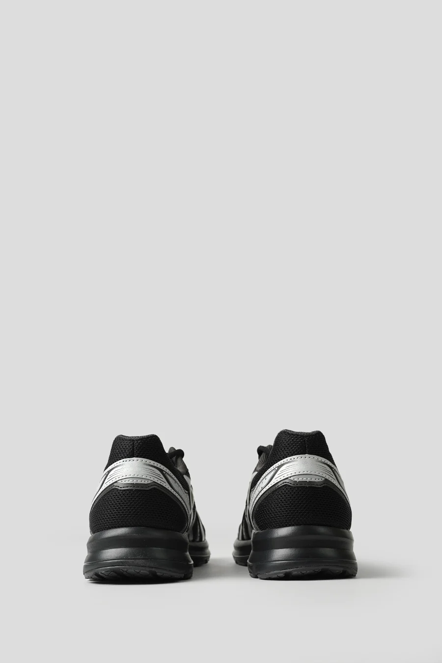 SNEAKERS JOG 100S BLACK ET PURE SILVER - Image 5
