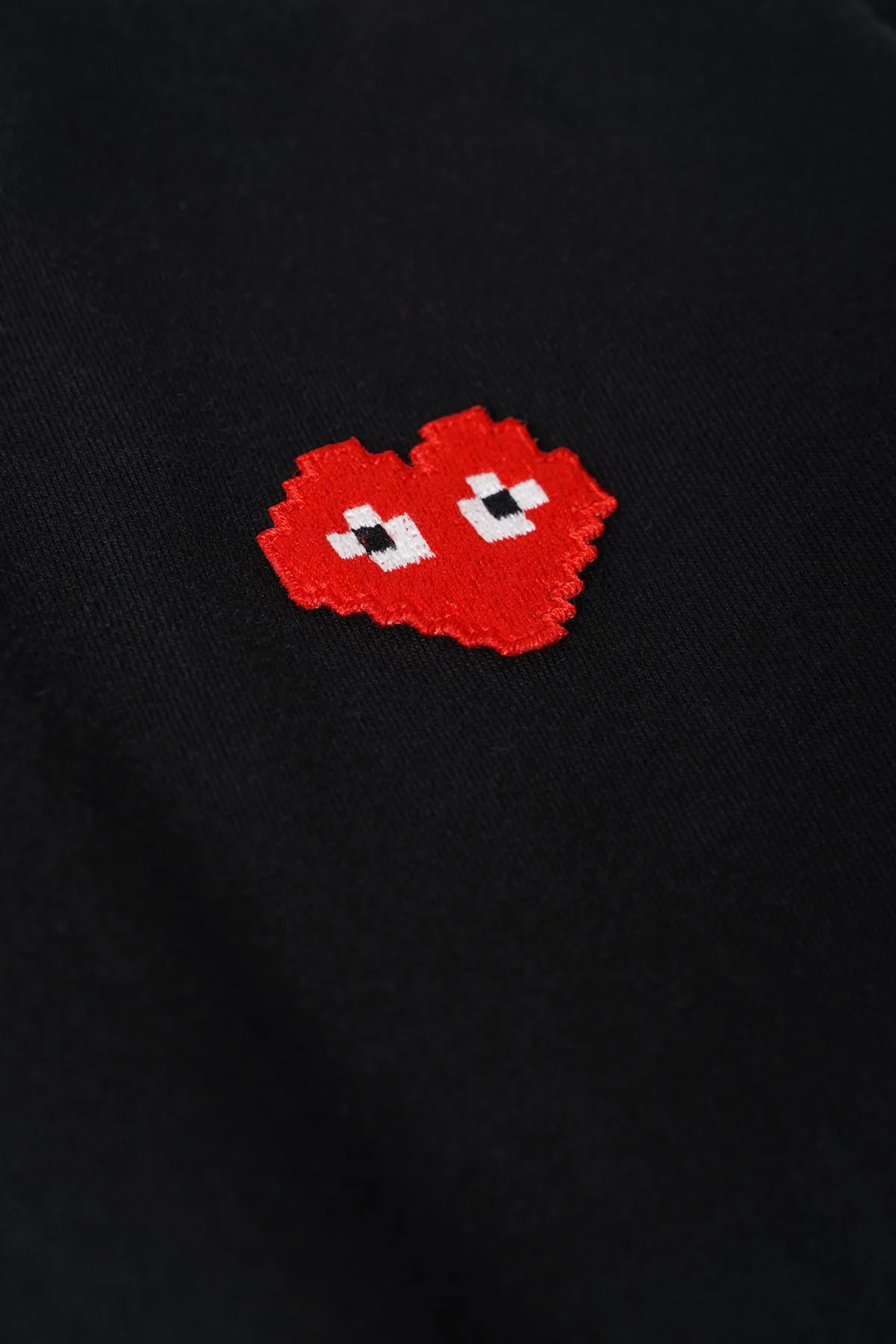 T-SHIRT NOIR COEUR ROUGE SPACE INVADER - Image 2