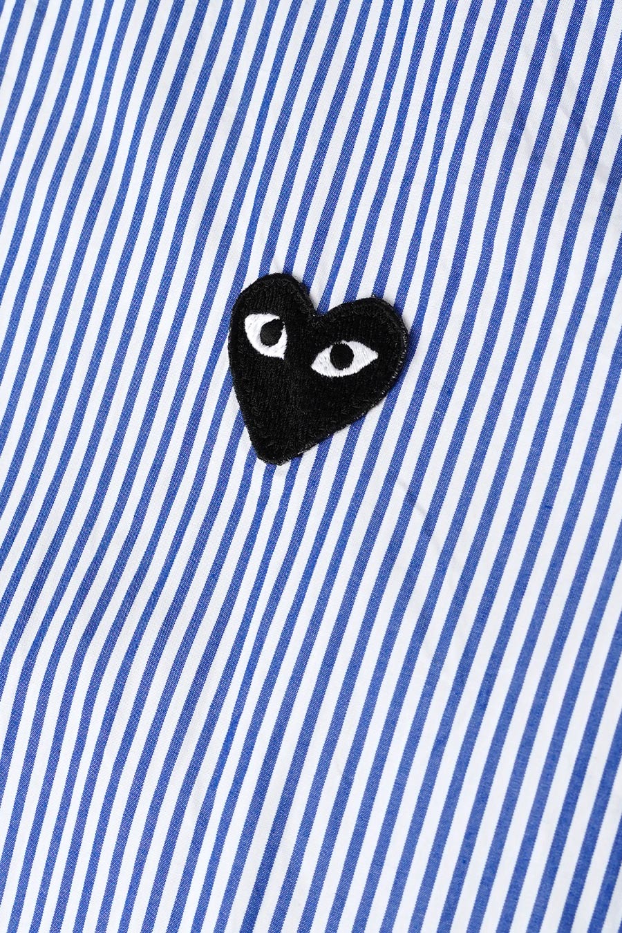 CHEMISE À RAYURES COEUR NOIR BLEUE ET BLANCHE - Image 2