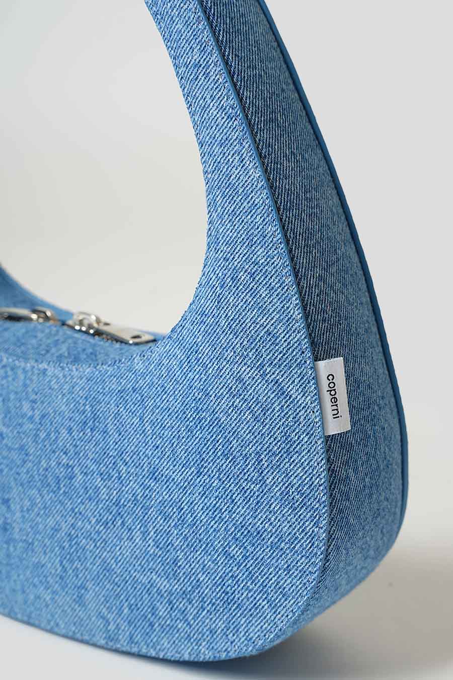 DENIM BAGUETTE SWIPE BAG BLEU DÉLAVÉ - Image 2