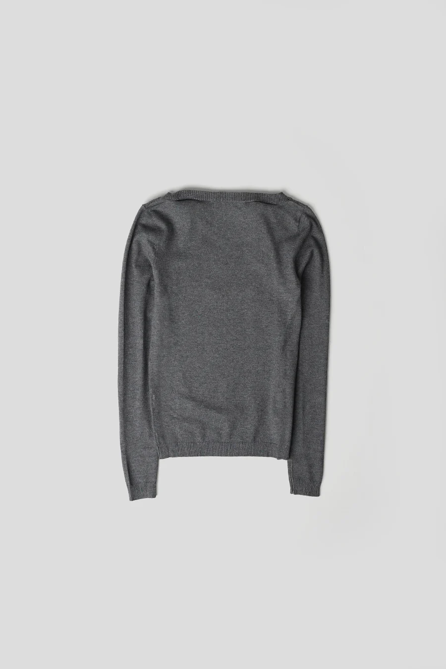 PULL ÉTOILE GRIS FONCÉ - Image 3