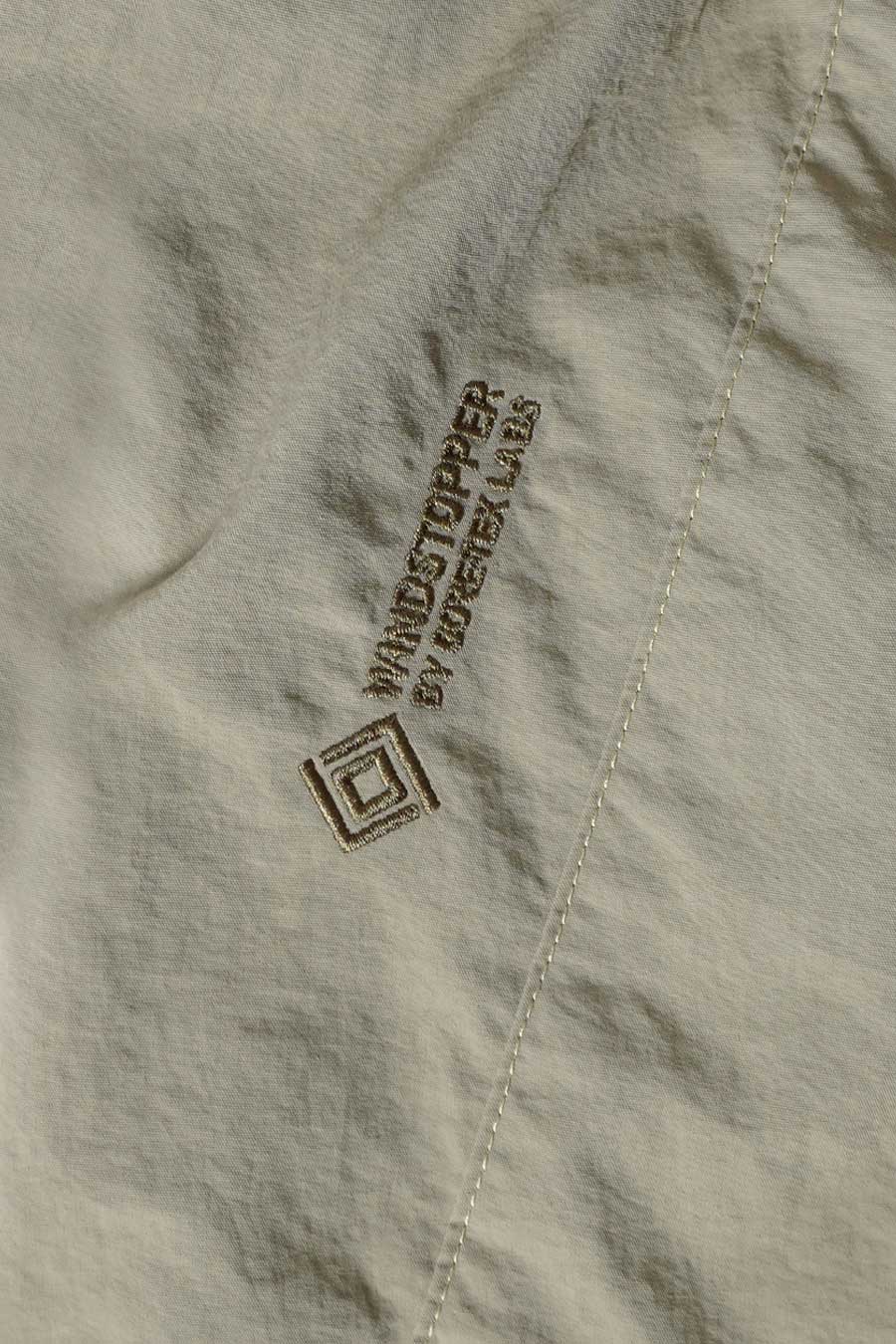 PANTALON EN NYLON GORE-TEX WINDSTOPPER BEIGE - Image 4