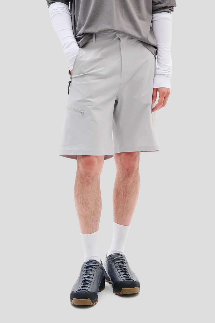 SHORT TECHNICAL GRIS CLAIR - Image 2
