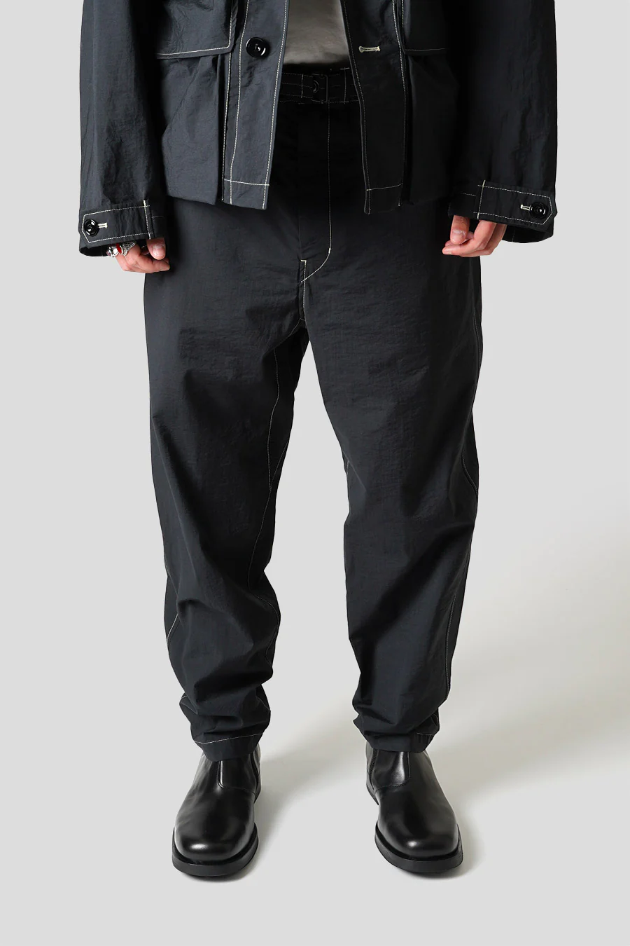 PANTALON CAROTTE CEINTURÉ NOIR - Image 2