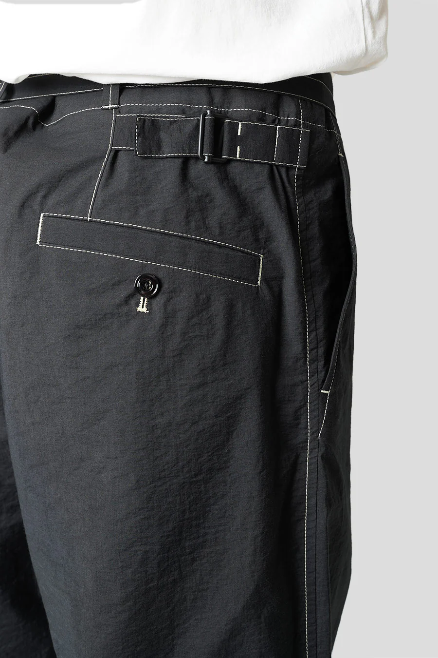 PANTALON CAROTTE CEINTURÉ NOIR - Image 6