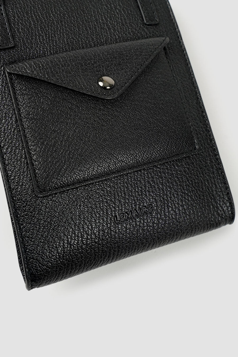 POCHETTE ENVELOPPE À BANDOULIÈRE NOIRE - Image 4