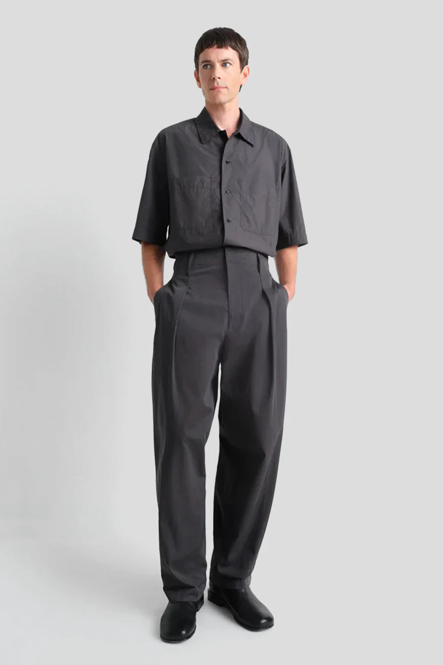 PANTALON MAXI À PLIS CHARBON - Image 2