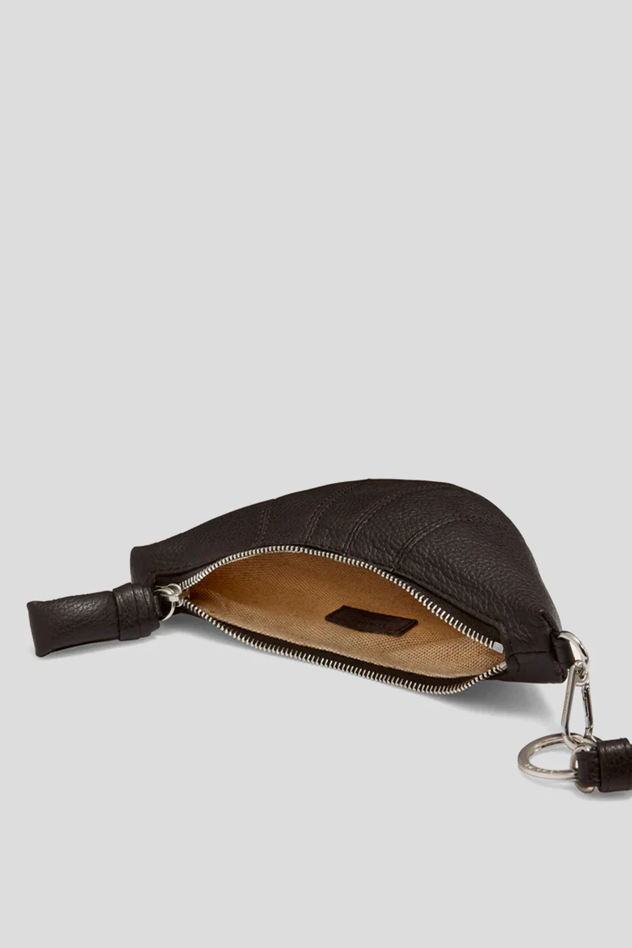 COLLIER PORTE-MONNAIE CROISSANT DARK CHOCOLATE - Image 2