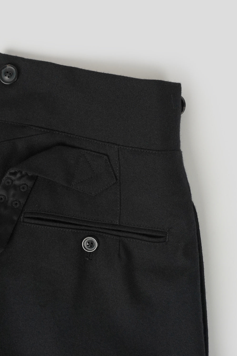 PANTALON EN LAINE BARATHEA NOIR - Image 2