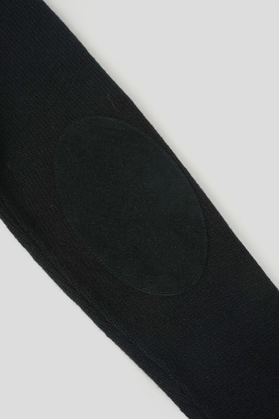PULL Ă COUDIĂRES NOIR - Image 4