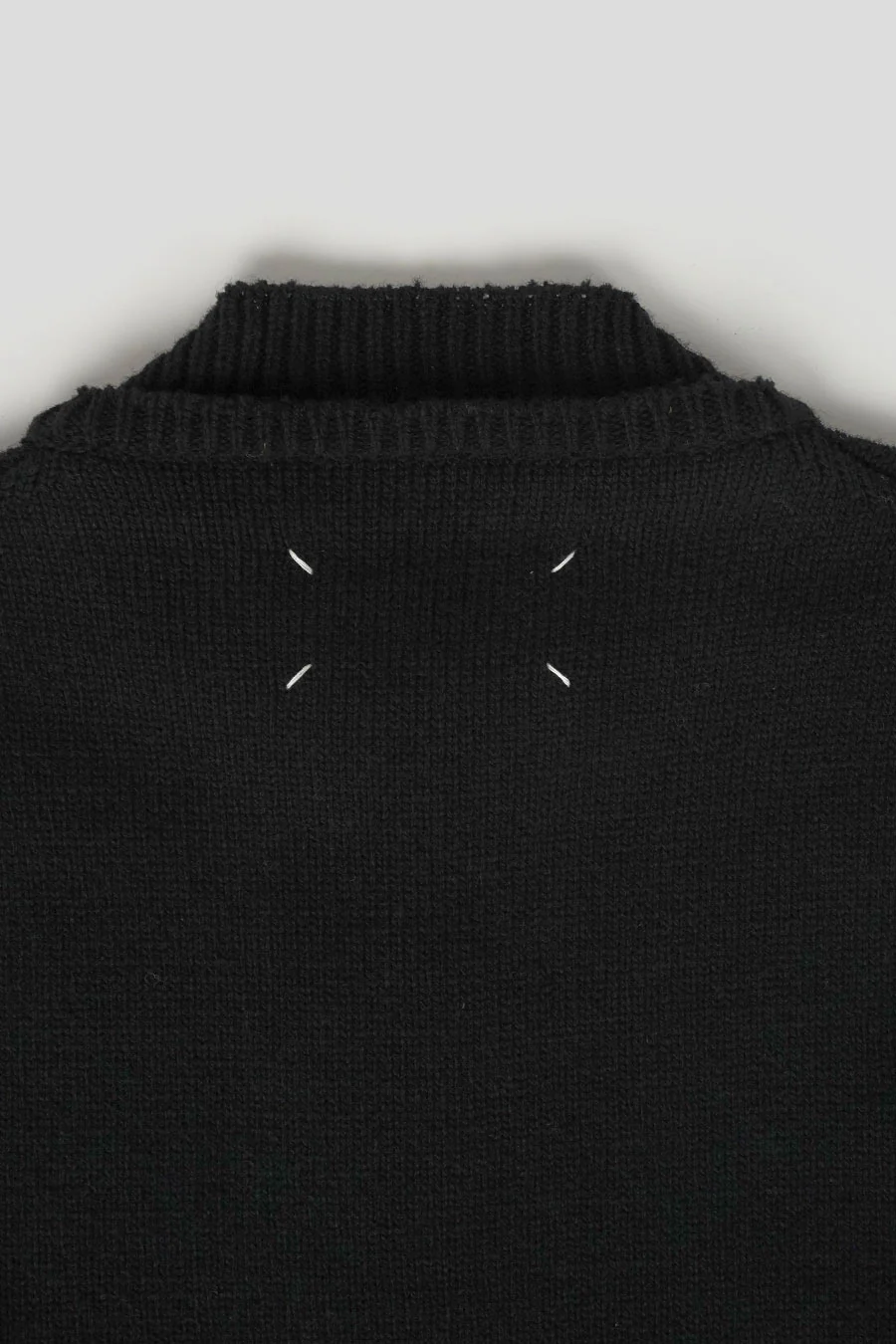 PULL Ă COUDIĂRES NOIR - Image 5