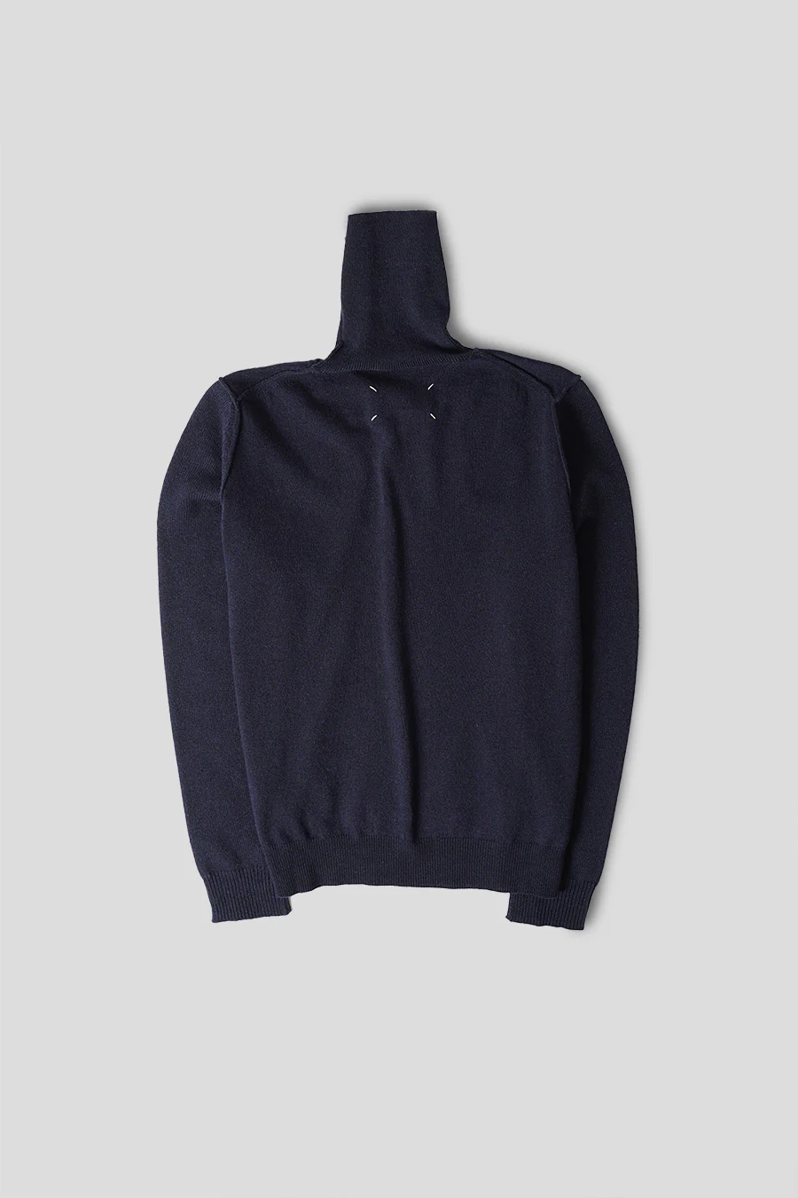 PULL À COL MONTANT EN CACHEMIRE BLEU MARINE - Image 3