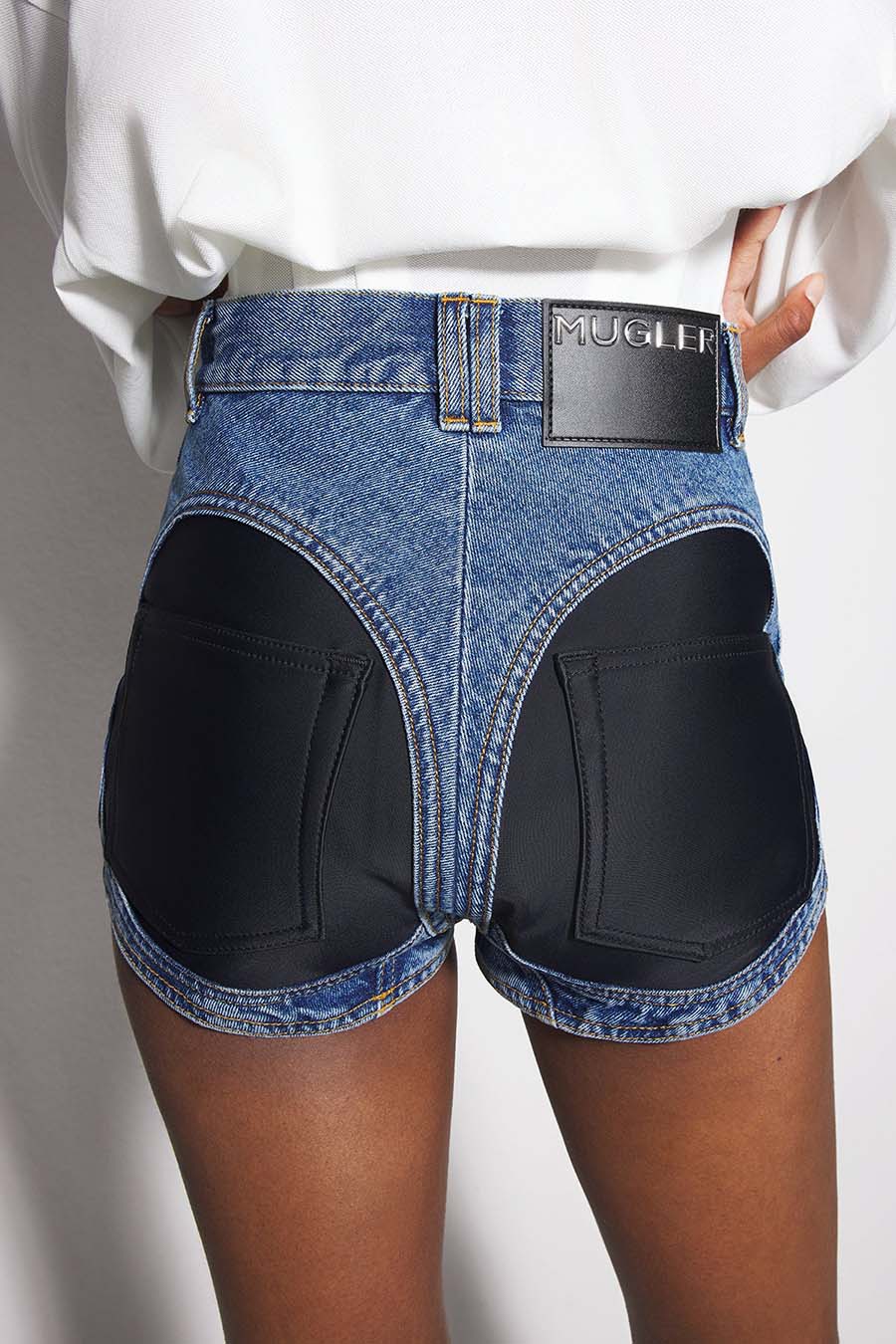SHORT EN JEAN BI-MATIÈRE BLEU - Image 2