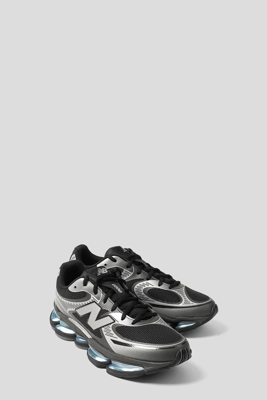 SNEAKERS U2000EA ABZORB BLACK ET DARK SILVER METALLIC - Image 3