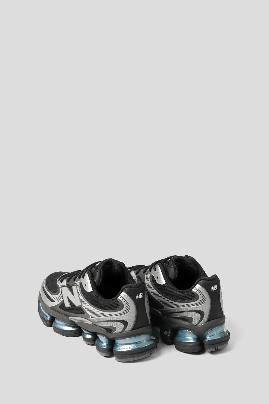 SNEAKERS U2000EA ABZORB BLACK ET DARK SILVER METALLIC - Image 5