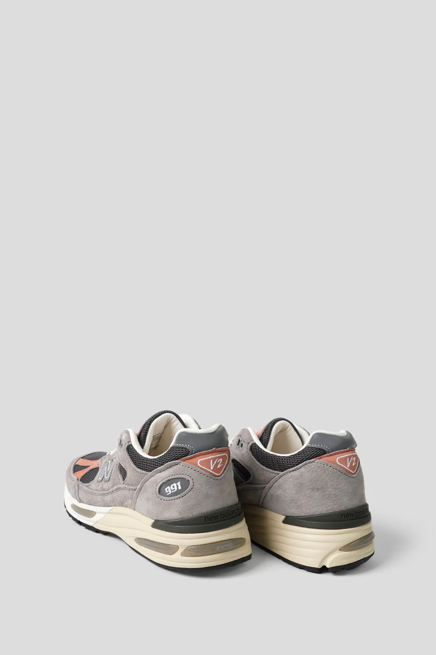 SNEAKERS 991 V2 MADE IN UK ELEPHANT SKIN AND CORK AND DARK GULL GREY - Image 4