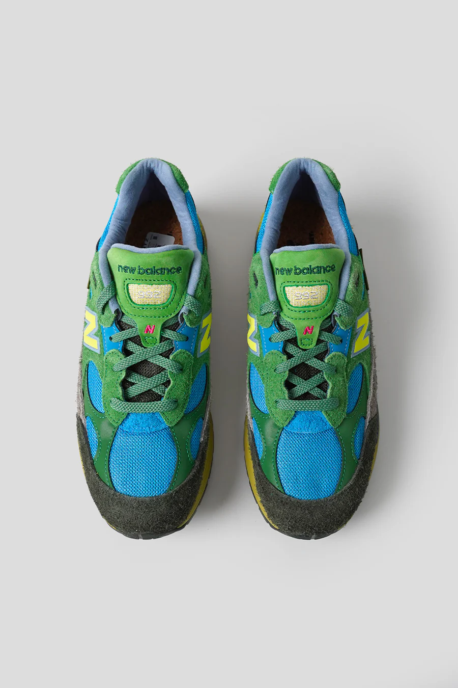 SNEAKERS 992 MADE IN USA X SALEHE BEMBURY " CALM BE THE CRATER " GREEN ET BLUE - Image 5