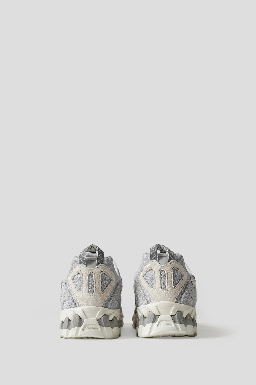 SNEAKERS 610T RAIN CLOUD ET GREY MATTER - Image 5