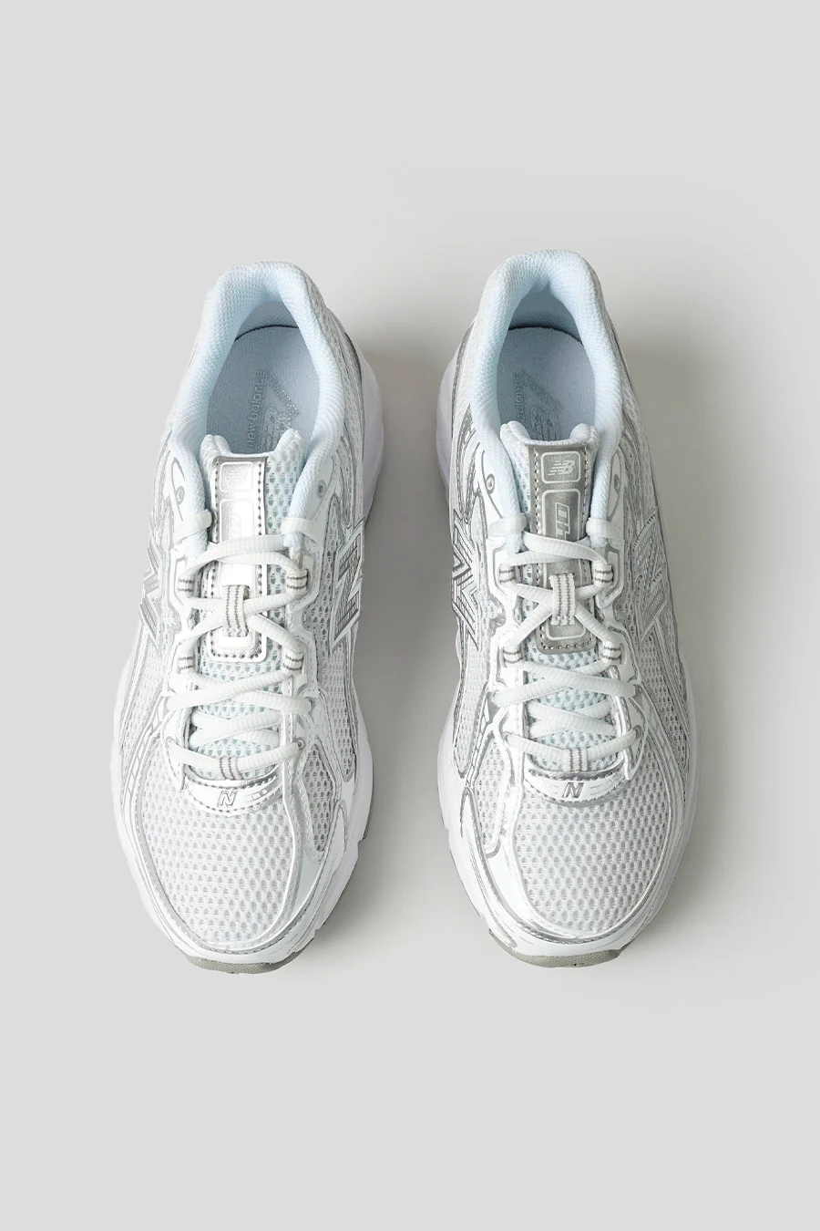 SNEAKERS 740 WHITE ET SILVER METALLIC - Image 6