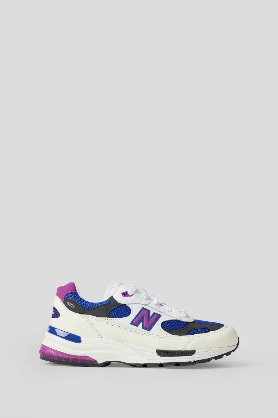 SNEAKERS MADE IN USA 992 WHITE, TEAM ROYAL ET PURPLE FUSCHIA