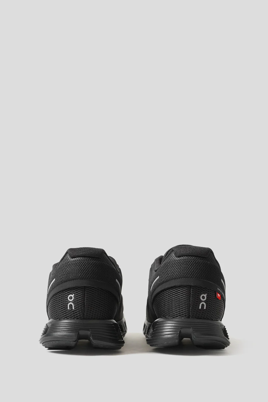 SNEAKERS CLOUD 5 ALL BLACK - Image 5