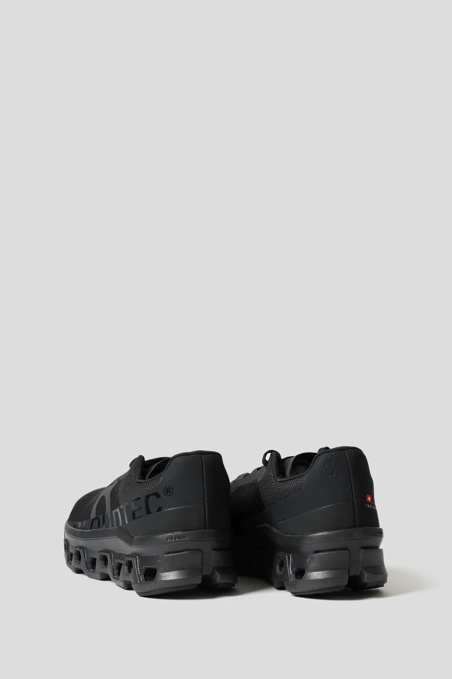 SNEAKERS CLOUDMONSTER ALL BLACK - Image 4