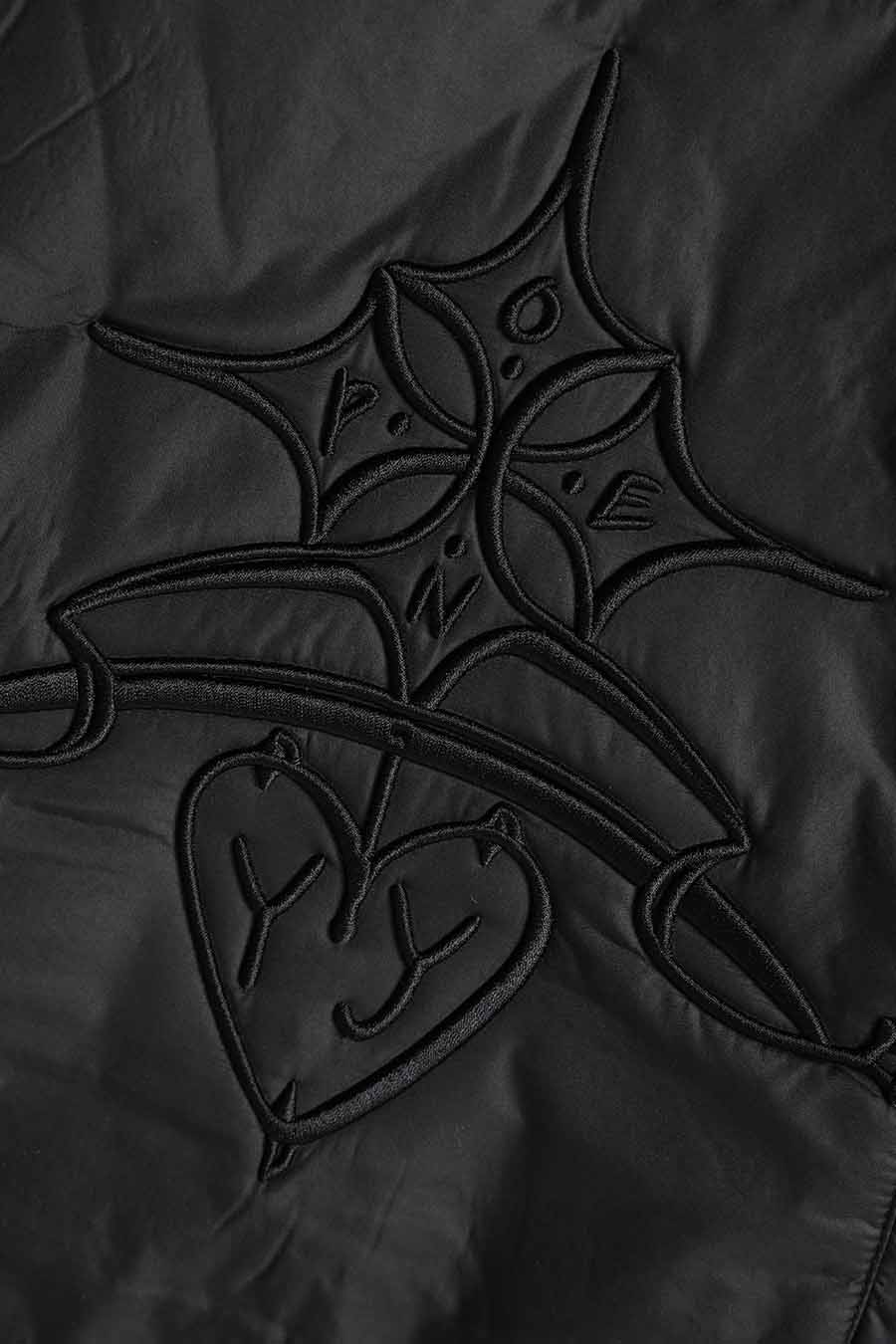 BUSTIER MATELASSÉ AVEC EMBLÈME NOIR - Image 2