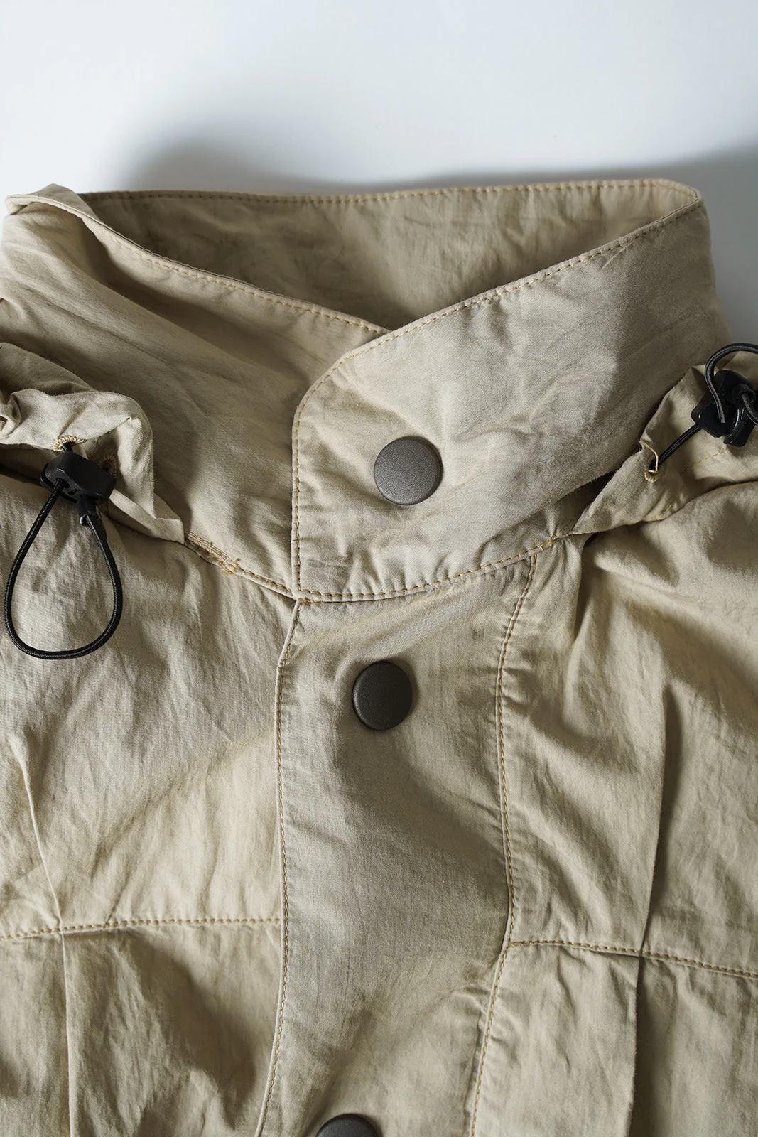 VESTE CROPPED EXHALE PUFFA METALLIC SAND - Image 4