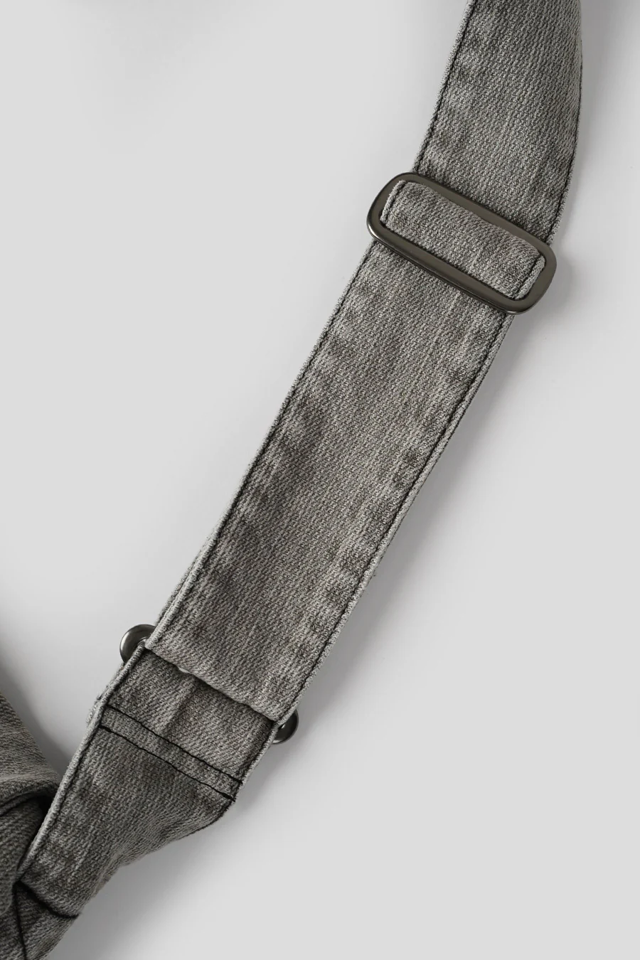 SAC SLING GRIS - Image 4