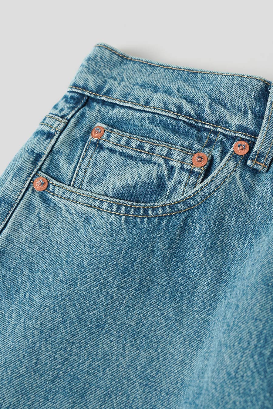JEAN THIRD CUT BLUE TECH WASH DENIM - Image 2