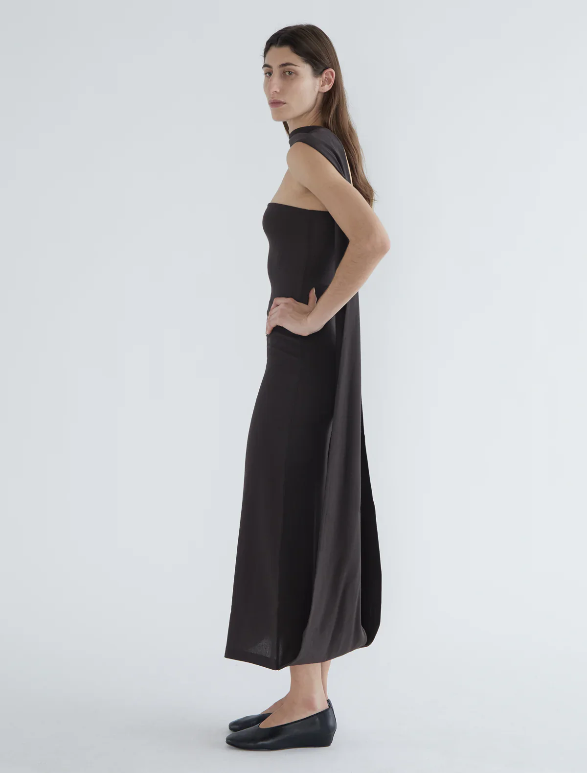 ROBE ALBERCH MARRON FONCÉ - Image 2