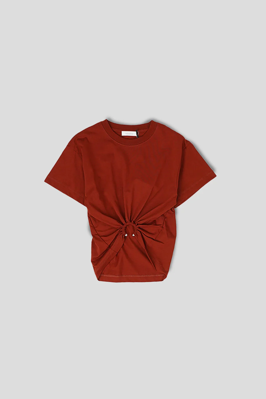 HAUT FRONCÉ AVEC SIGNATURE ROUGE