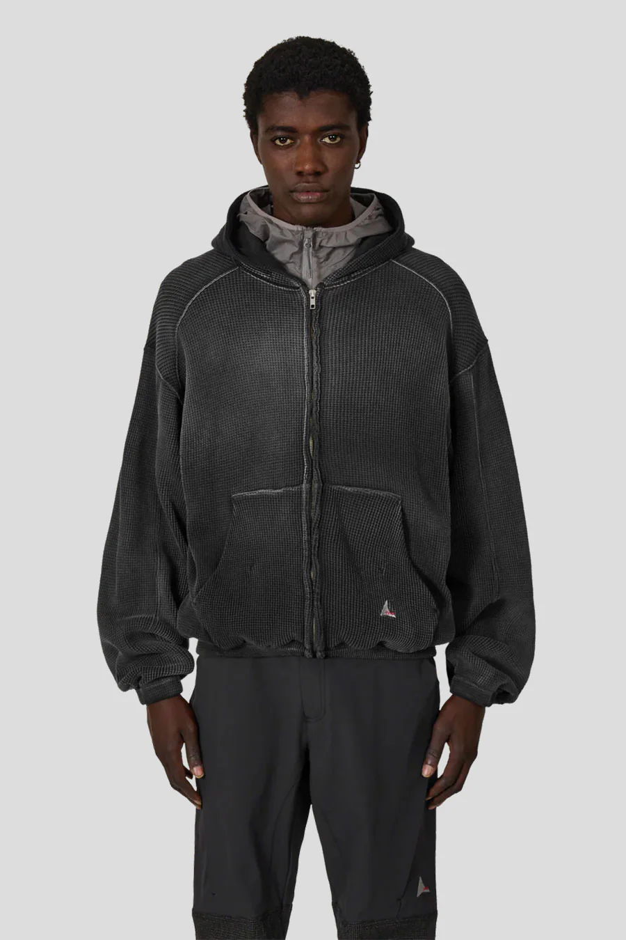 SWEAT À CAPUCHE ZIPPÉ GAUFRÉ BEE SUN NOIR