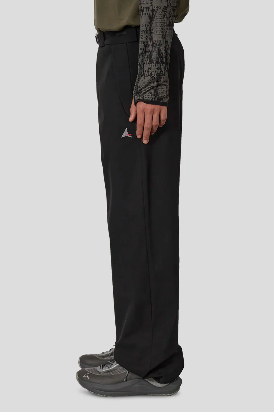 PANTALON CHINO À BOUCLE NOIR - Image 5