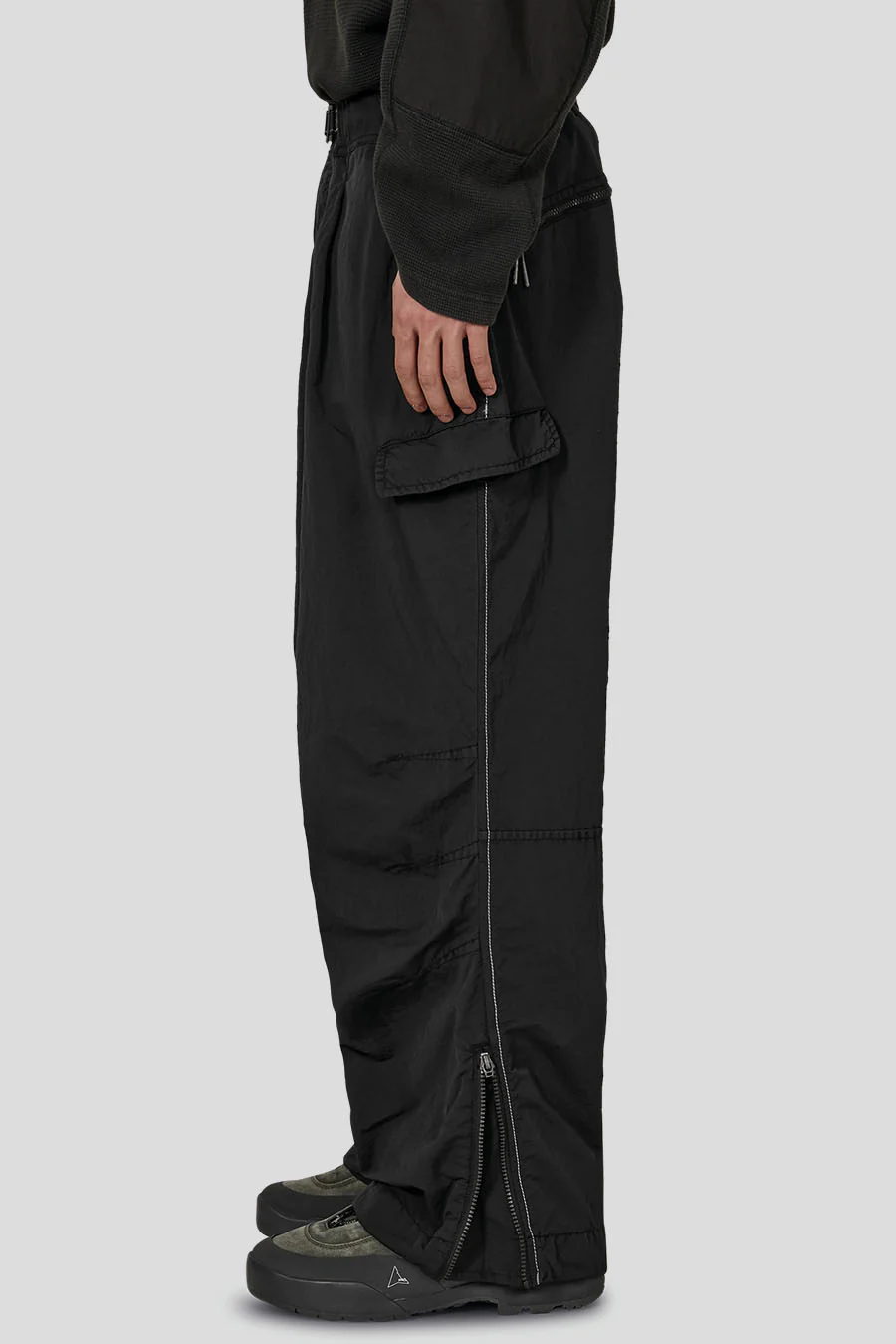 PANTALON ROA X AND WANDER NOIR - Image 4