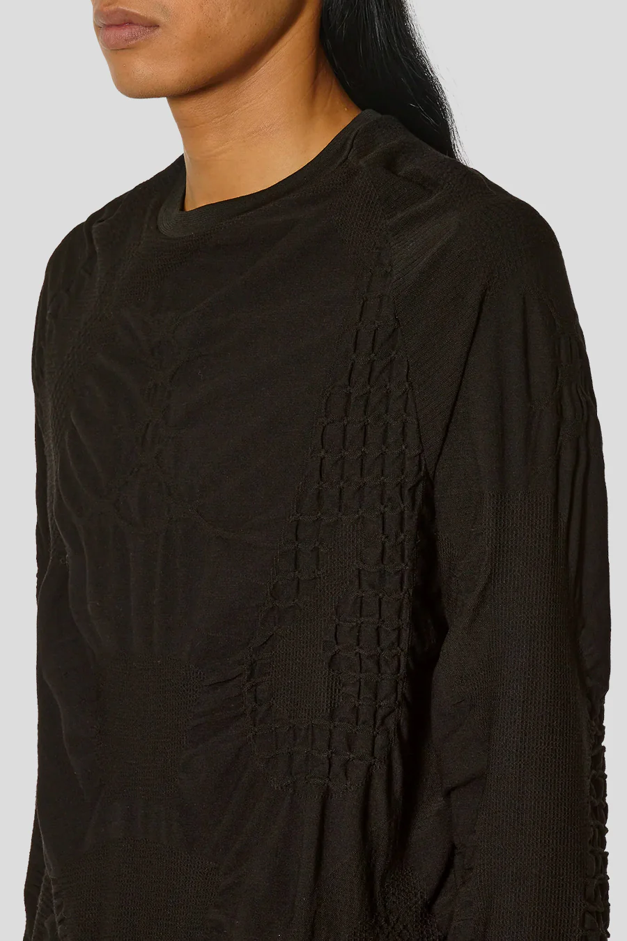 PULL 3D MARRON FONCÉ ET NOIR