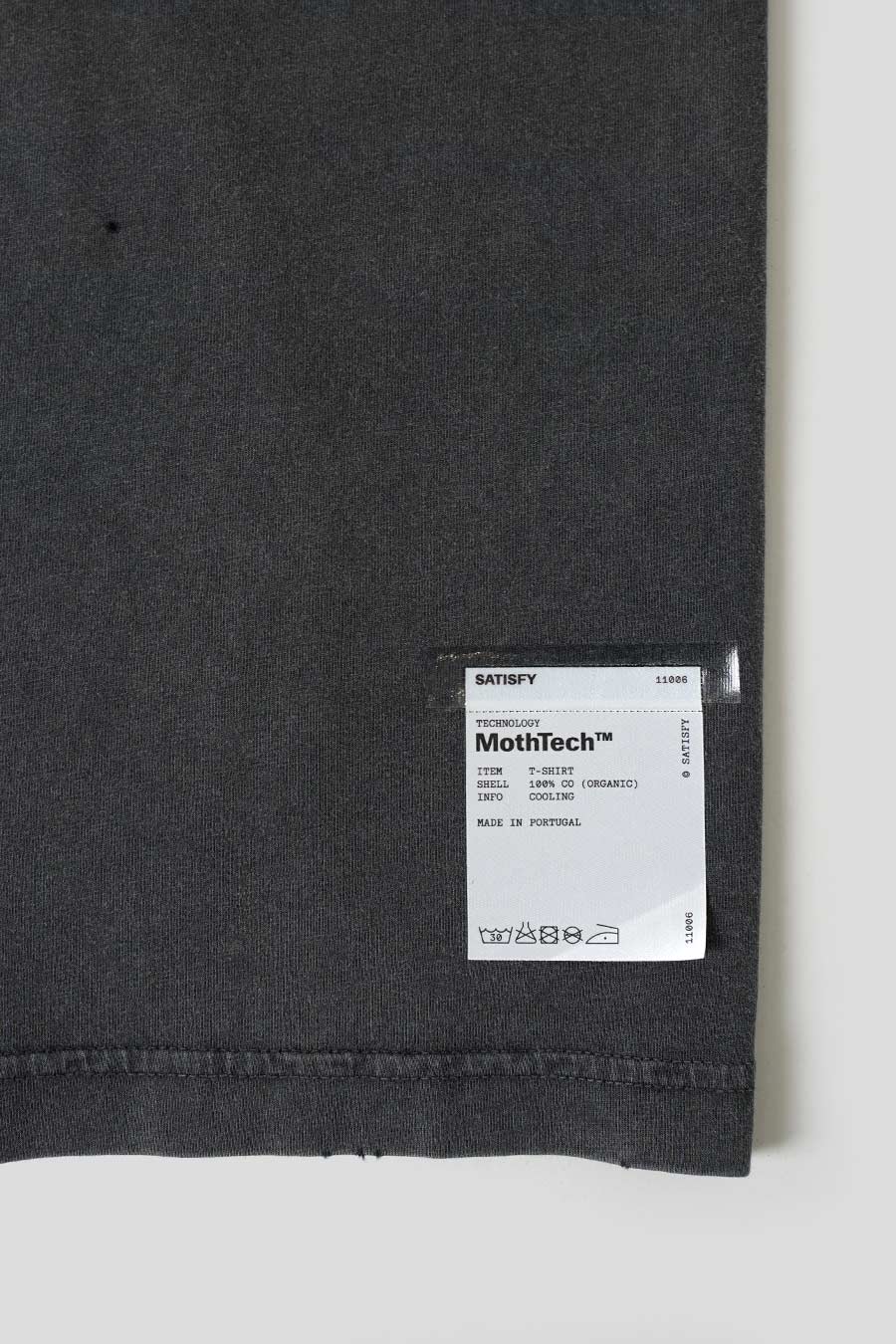 T-SHIRT MOTHTECH NOIR DÉLAVÉ - Image 3