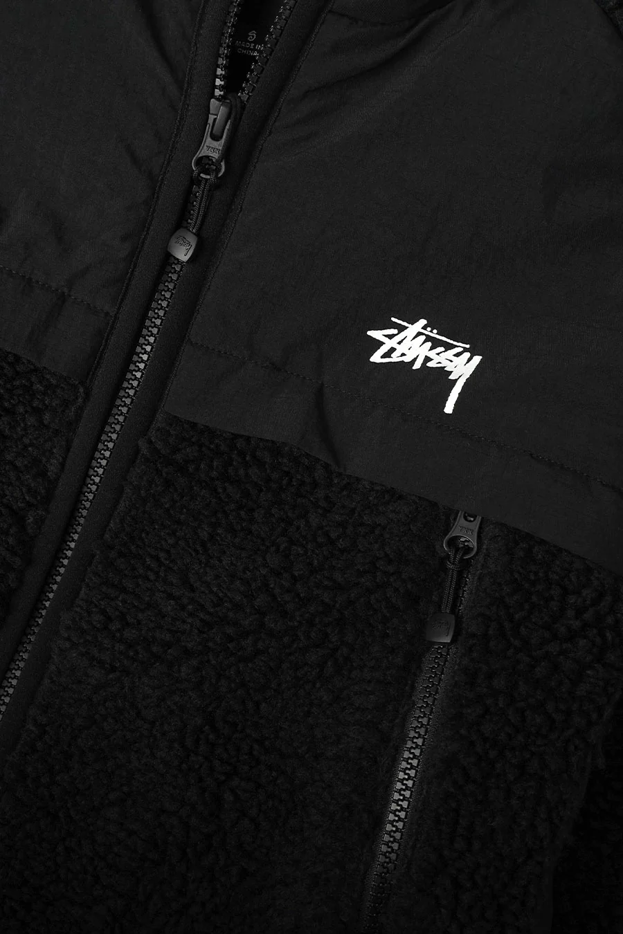 VESTE A CAPUCHE EN SHERPA NOIRE - Image 2