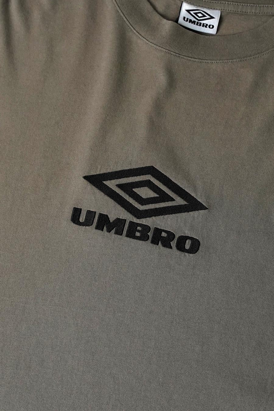 T-SHIRT OG LOGO GRIS FONCÉ - Image 2